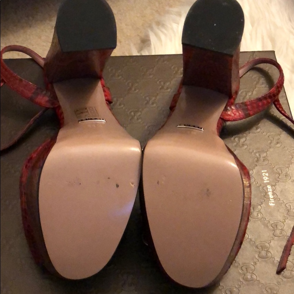 ❌❌ SOLD ❌❌ Gucci python platform heels - Picture 7 of 7